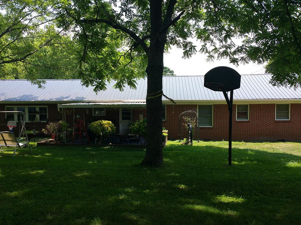 2nd image of 197 Poplar St