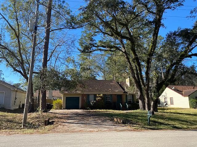 1st image of 3232 Whitney Dr E