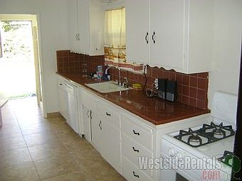 4th image of 21019 Valerio St