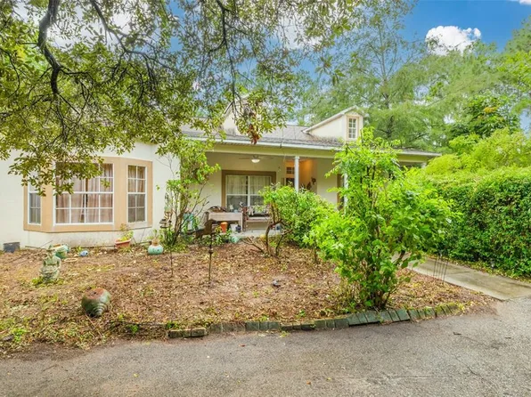 6105 Golddust Rd, Spring Hill, FL 34609