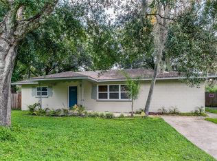 5704 Neal Dr, Tampa, FL 33617