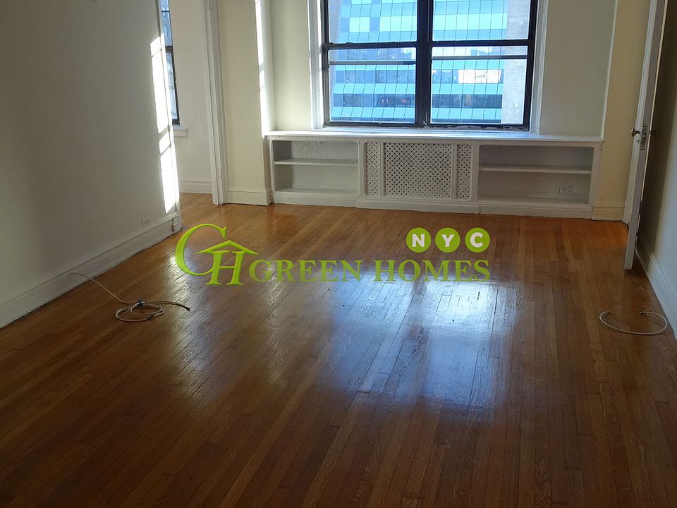 1st image of 455 W 34th St APT 12b