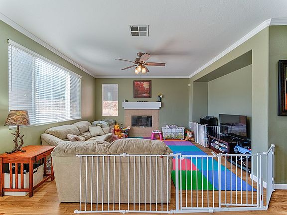 4th image of 35251 Slater Ave