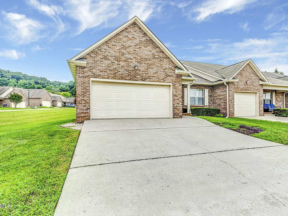 1st image of 414 Diamond Trace Way