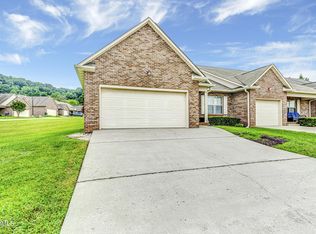 414 Diamond Trace Way, Knoxville, TN 37918