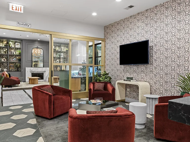 Flair Tower Apartments — Photo 39