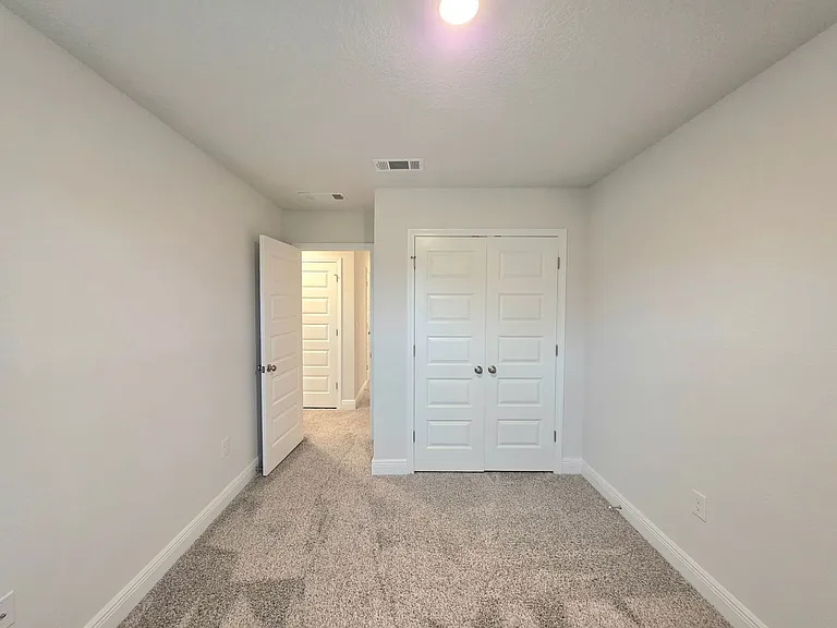 4006 Pendragon Cir — Photo 9