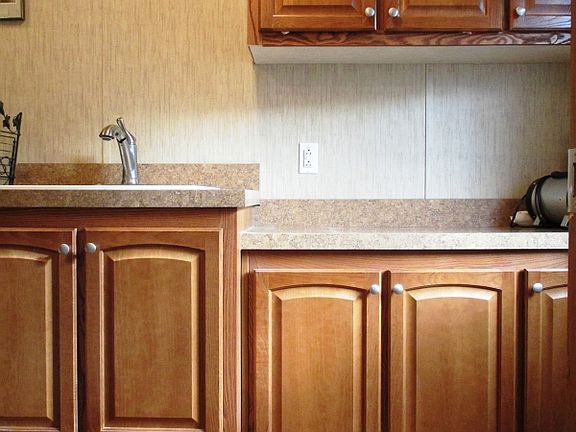 3rd image of 27 Skyview Dr