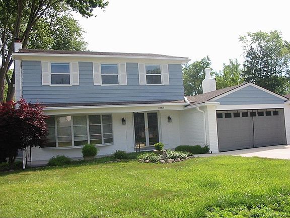 2nd image of 23909 Talbot St