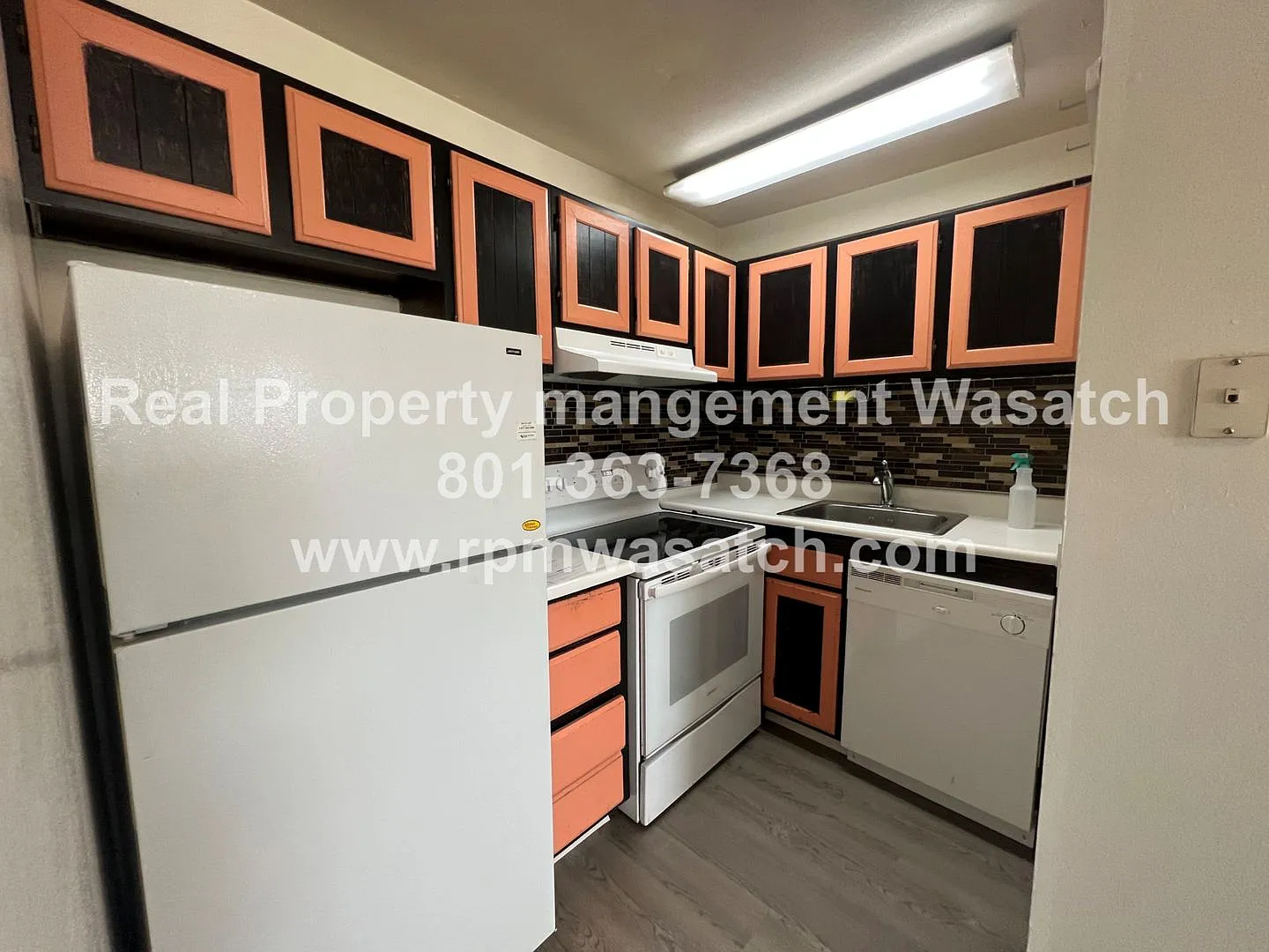 Come See This Charming 1 Bedroom 1 Bathroom Apartment in Salt Lake City Utah!! — Photo 3