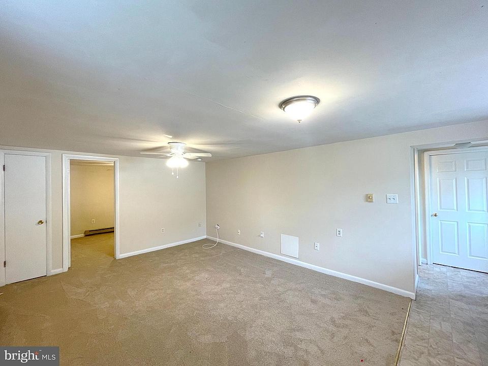 2nd image of 292 Dresser Ave #2