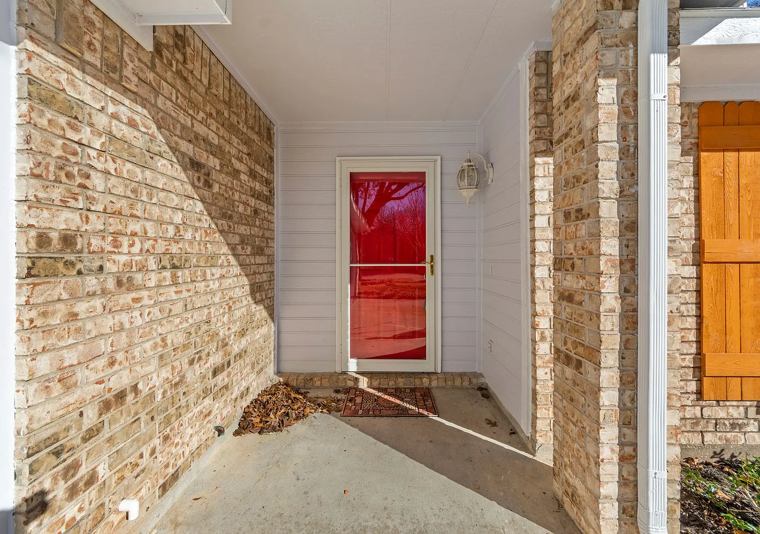 Overbrook Dr — Photo 2