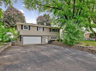 1808 Mendelssohn Ave N, Golden Valley, MN 55427