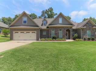4512 Lakewood Park Dr, Phenix City, AL 36867
