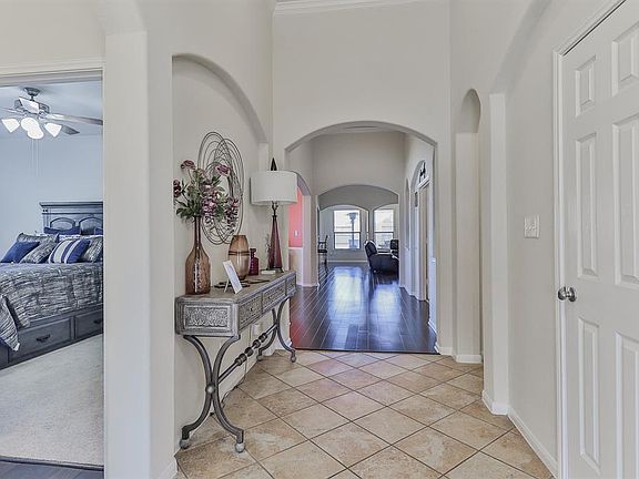 5th image of 5066 Gold Haven Dr