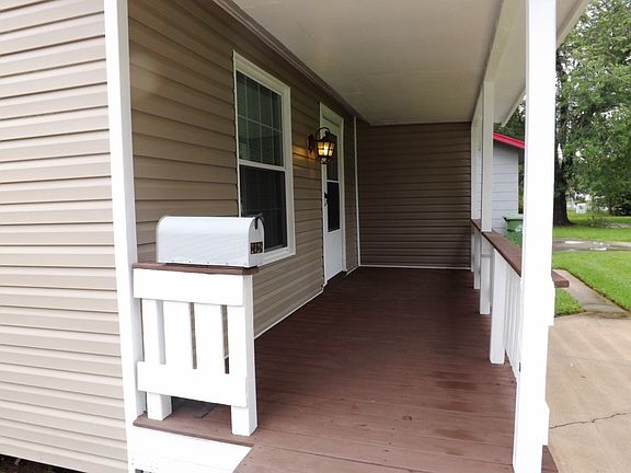 3rd image of 2428 Neches Ave