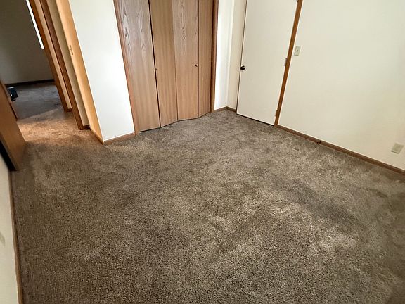 2nd image of 333 N 26th St APT 4