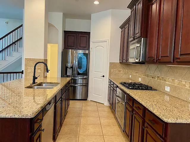 6497 Riviera Dr — Photo 9