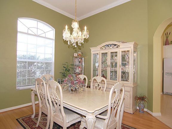 Formal dining room