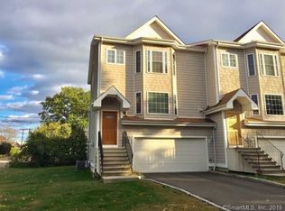 241 Castle Ave, Fairfield, CT 06825