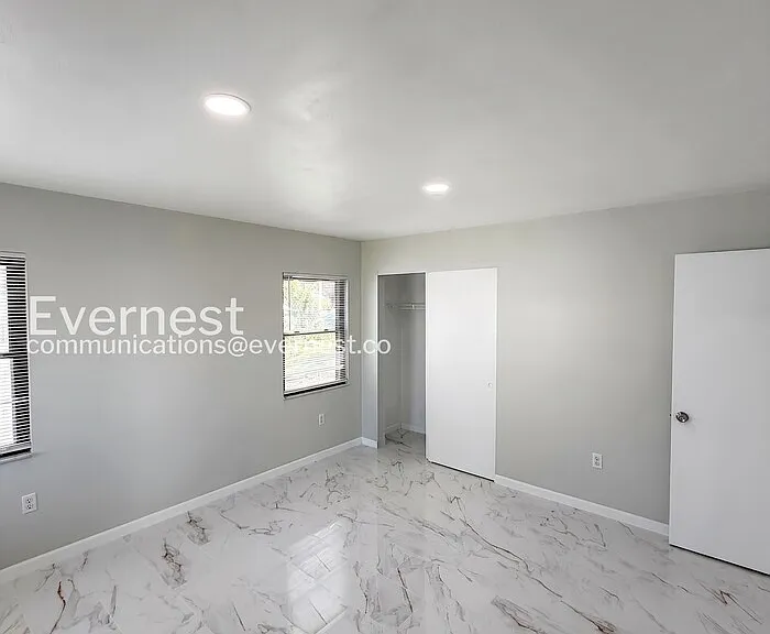 4535 Uzzle Way — Photo 9
