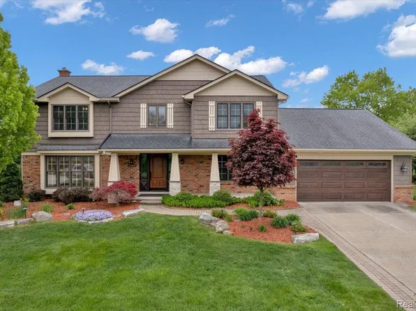 2485 Kimberly Fair St, Rochester Hills, MI 48309