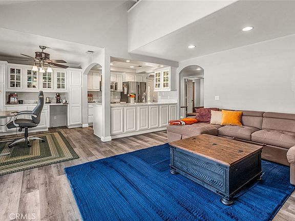 4th image of 23681 Country Villa Rd