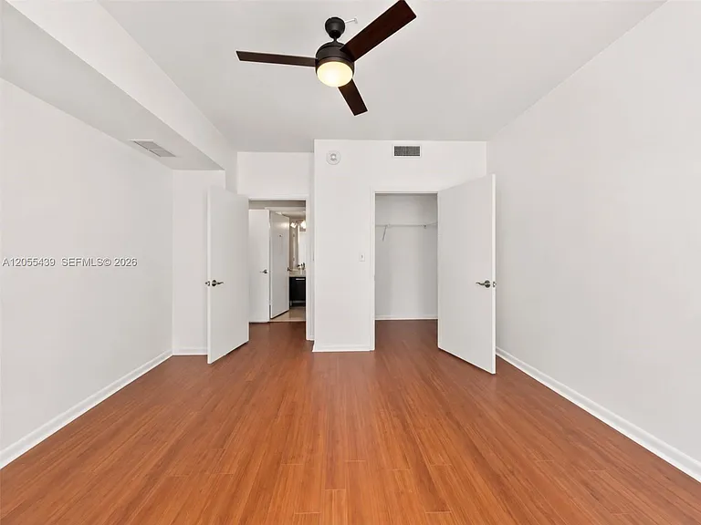 253 NE 2nd St #1804 — Photo 6