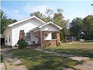 1st image of 602 N Race St