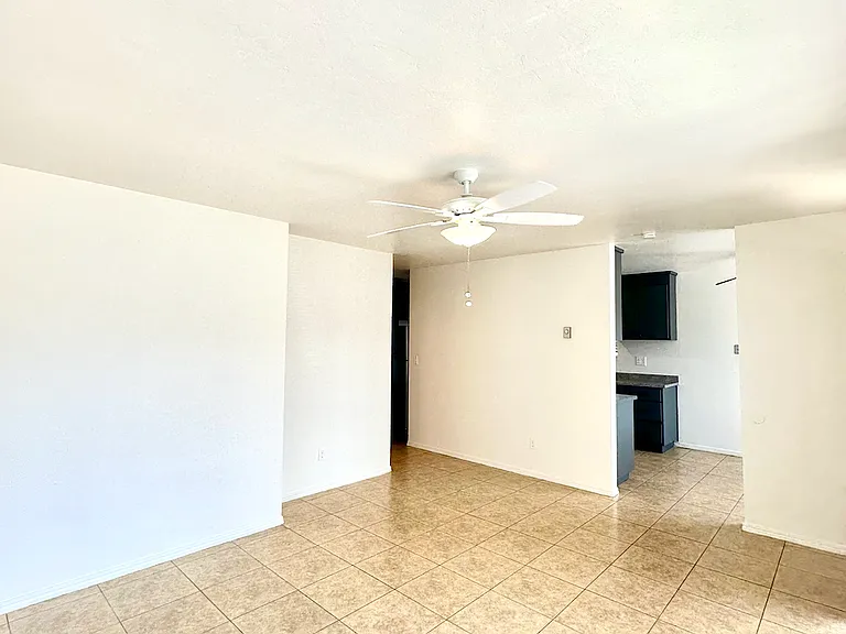 1333 Five D Dr #1333 — Photo 3