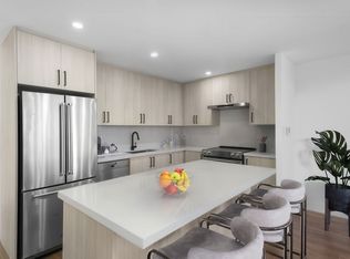 44 Charles West, Toronto, ON M4Y 1R7