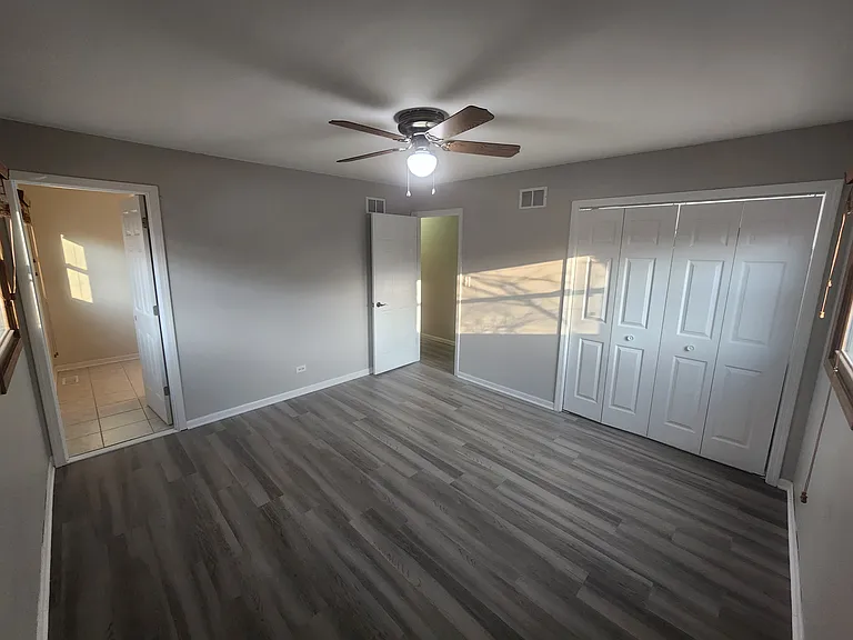 39W496 Hemlock Dr — Photo 15