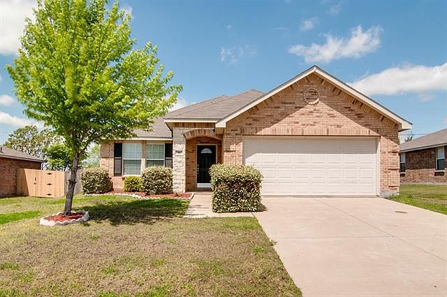 1st image of 316 Briaroaks Dr