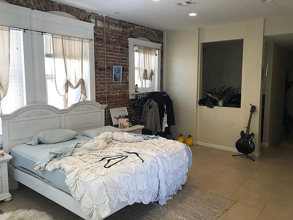 5th image of 524 23rd St APT A