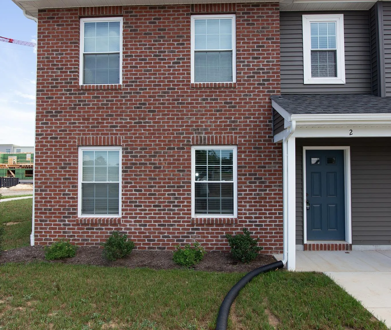 3 bed, 2.5 bath, 1738 sqft, $1,875 — Photo 1