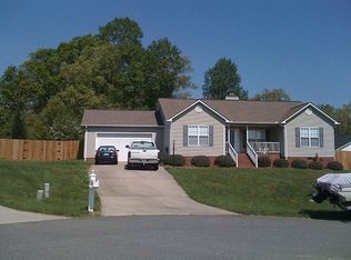 102 Preston Ct, Thomasville, NC 27360