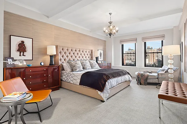 Sold by Compass | media 7