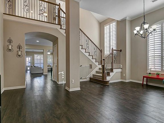 3rd image of 934 Dunleer Dr