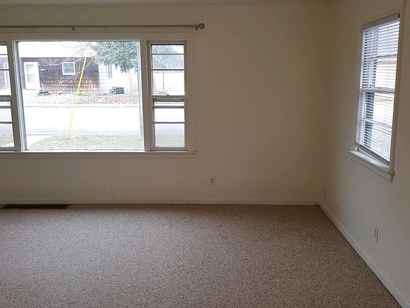 3rd image of 1811 6th St W