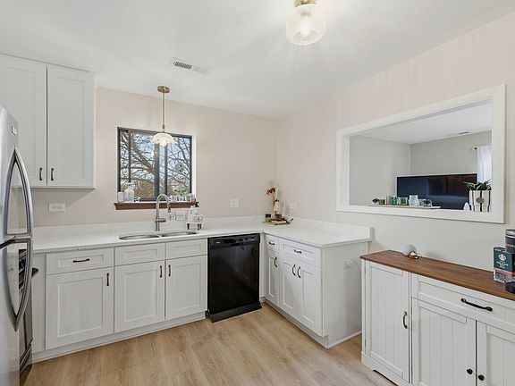 5th image of 2238 Abbeywood Dr APT F
