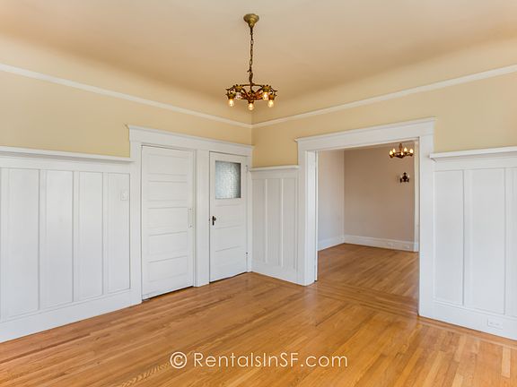 5th image of 105 Woolsey St