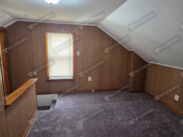 9245 Archdale St — Photo 14