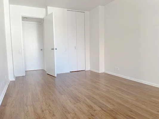 Rented by AJ Clarke | media 22