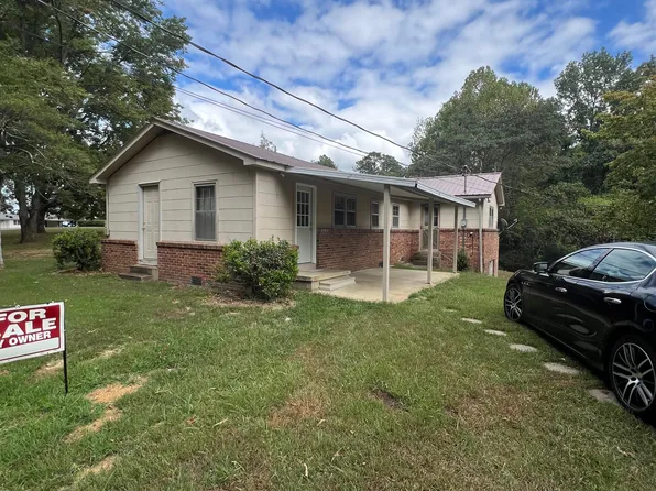 320 Breeding St, Linden, TN 37096