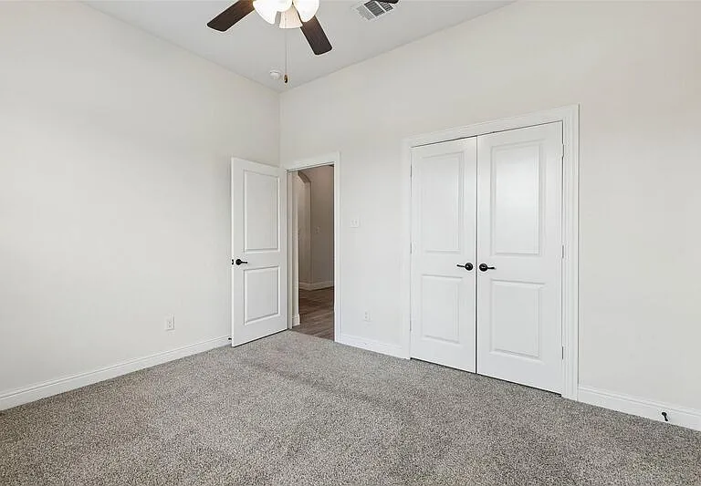 2513 Loudon St W — Photo 24