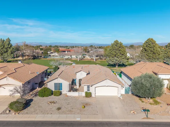2949 SOFTWIND Drive, Sierra Vista, AZ 85650