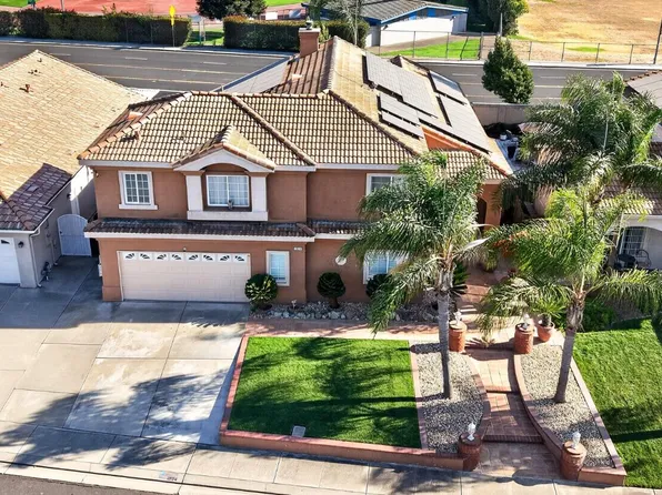 1824 Aberdeen Ct, Manteca, CA 95337
