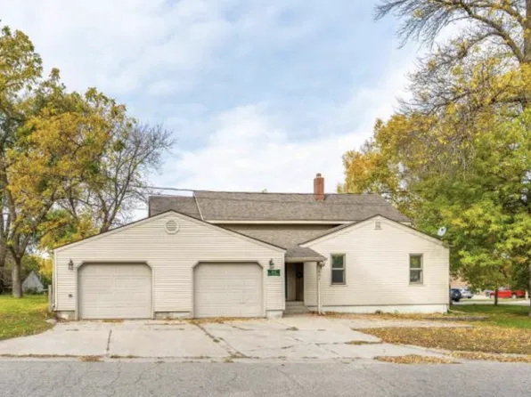803 W Laurel St, Fergus Falls, MN 56537