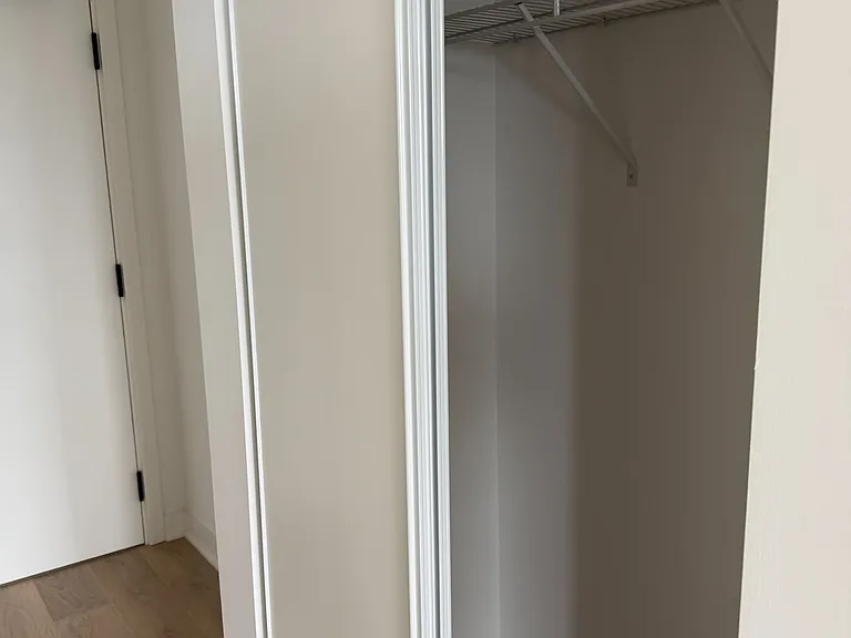 1185 Dupont St #1411 — Photo 22