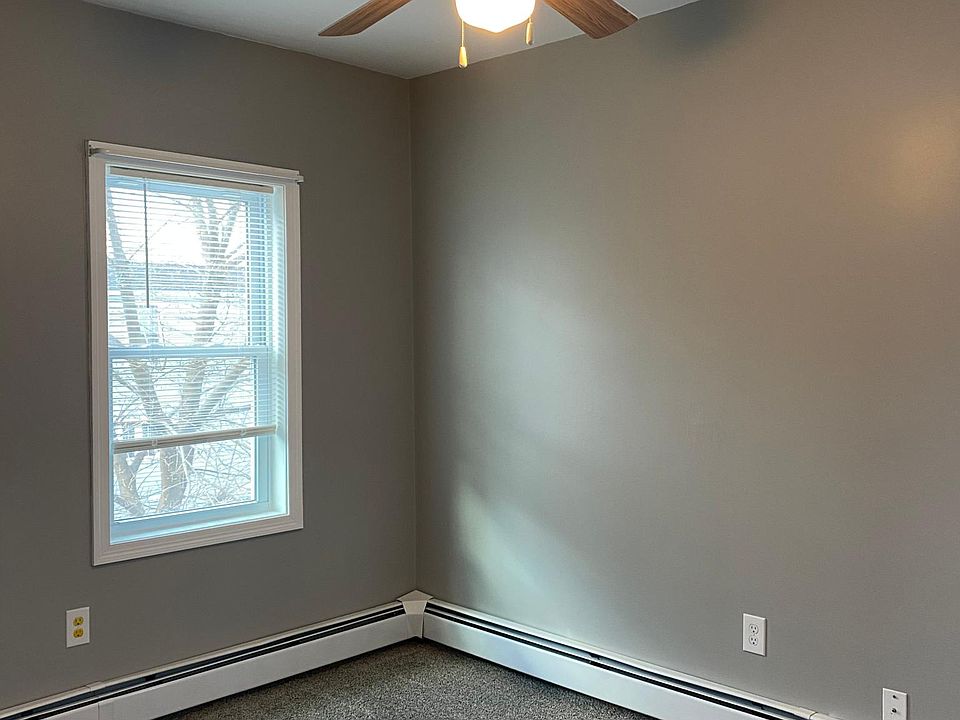 1st bedroom